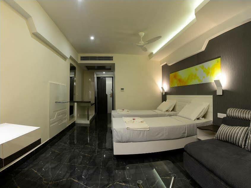 Hotel Vijay Elanza Coimbatore Exteriör bild
